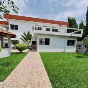 VILLA DUPLEX DE 08 PIÈCES À LOUER RIVIERA ATTOBAN